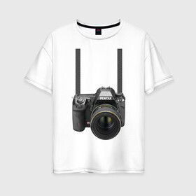 Женская футболка хлопок Oversize с принтом Фотоаппарат на шее в Петрозаводске, 100% хлопок | свободный крой, круглый ворот, спущенный рукав, длина до линии бедер
 | прикольные | рисунок | турист | фотоаппарат