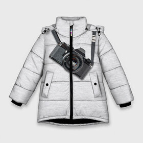 Зимняя куртка для девочек 3D с принтом Фотоаппарат на груди в Петрозаводске, ткань верха — 100% полиэстер; подклад — 100% полиэстер, утеплитель — 100% полиэстер. | длина ниже бедра, удлиненная спинка, воротник стойка и отстегивающийся капюшон. Есть боковые карманы с листочкой на кнопках, утяжки по низу изделия и внутренний карман на молнии. 

Предусмотрены светоотражающий принт на спинке, радужный светоотражающий элемент на пуллере молнии и на резинке для утяжки. | camera | зеркалка | камера | фотик | фото | фотоаппарат | фотографировать