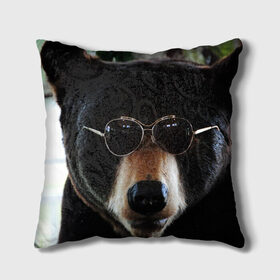 Подушка 3D с принтом Медведь в очках в Петрозаводске, наволочка – 100% полиэстер, наполнитель – холлофайбер (легкий наполнитель, не вызывает аллергию). | состоит из подушки и наволочки. Наволочка на молнии, легко снимается для стирки | животное | медведь | новая | очки | природа | стильная