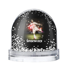 Снежный шар с принтом Удар Роналдо в Петрозаводске, Пластик | Изображение внутри шара печатается на глянцевой фотобумаге с двух сторон | real | ronaldo | реал мадрид | роналдо | футбол