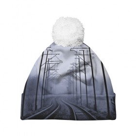 Шапка 3D c помпоном с принтом Туманная дорога в Петрозаводске, 100% полиэстер | универсальный размер, печать по всей поверхности изделия | 3d | железная дорога | пути | столбы | страны | туман | туманная дорога