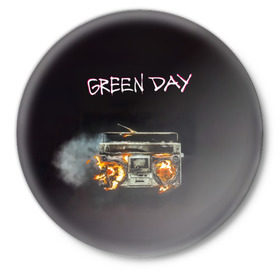 Значок с принтом Green Day магнитофон в огне в Петрозаводске,  металл | круглая форма, металлическая застежка в виде булавки | american idiot | green day | альтернативный | билли джо армстронг | грин дей | группа | зелёный день | майк дёрнт | музыка | панк | поп | поппанк | рок | тре кул