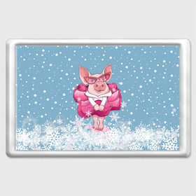 Магнит 45*70 с принтом Свинка в розовом в Петрозаводске, Пластик | Размер: 78*52 мм; Размер печати: 70*45 | 2019 | год свиньи | милая свинка | новогодний подарок | новый год | новый год 2019 | подарок на новый год | прикольная свинка | свинка в розовом | свинья | символ 2019 года | снег | снежинки