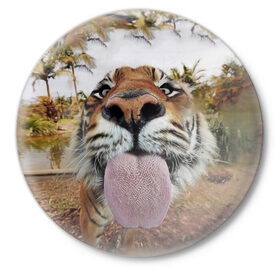 Значок с принтом Тигр показывает язык в Петрозаводске,  металл | круглая форма, металлическая застежка в виде булавки | Тематика изображения на принте: голова | животные | кот | кошка | лев | лицо | прикол | прикольные | природа | смешные 
 животные | тигр | тигрица | юмор | язык