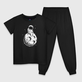 Детская пижама хлопок с принтом Космонавт на луне в Петрозаводске, 100% хлопок |  брюки и футболка прямого кроя, без карманов, на брюках мягкая резинка на поясе и по низу штанин
 | Тематика изображения на принте: 12 апреля | mars one | nasa | space | астронавт | гагарин | день космонавтики | звезды | илон маск | инопланетянин | корабль | королев | космический | космонавт | космос | леонов | марс ван | мкс | наса | насо | нло