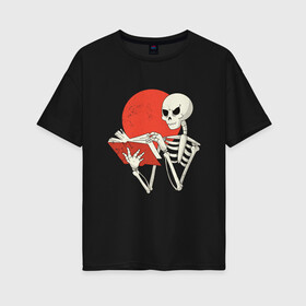 Женская футболка хлопок Oversize с принтом Читающий скелет в Петрозаводске, 100% хлопок | свободный крой, круглый ворот, спущенный рукав, длина до линии бедер
 | book | dark | death | demon | grim | halloween | horror | reaper | side | skeleton | soul | souls | демон | душ | душа | жнец | книга | мертвых | мистика | мрачный | некрономикон | скелеты | собиратель | темный | ужасы | хоррор | хэлло