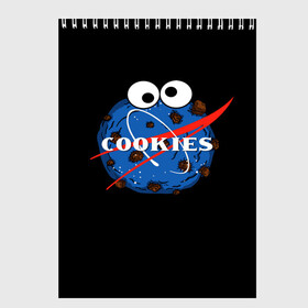 Скетчбук с принтом Cookies в Петрозаводске, 100% бумага
 | 48 листов, плотность листов — 100 г/м2, плотность картонной обложки — 250 г/м2. Листы скреплены сверху удобной пружинной спиралью | Тематика изображения на принте: cookies | nasa | астронавт | астрономия | глазки | земля | космос | наса | печенье | печеньки | планета | смайл | спутник