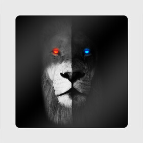 Магнит виниловый Квадрат с принтом ЛЕВ - НЕОНОВЫЕ ГЛАЗА в Петрозаводске, полимерный материал с магнитным слоем | размер 9*9 см, закругленные углы | lion | neon | глаза | голова | дикая кошка | животные | кот | кошка | лев | неон | светящиеся глаза | тигр | хищник