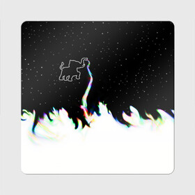 Магнит виниловый Квадрат с принтом Затерянный в космосе в Петрозаводске, полимерный материал с магнитным слоем | размер 9*9 см, закругленные углы | звезды слон пламя потерянный забытый радуга хобот огонь