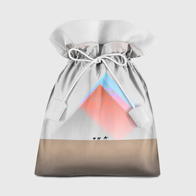 Подарочный 3D мешок с принтом Пустынный мираж в Петрозаводске, 100% полиэстер | Размер: 29*39 см | Тематика изображения на принте: верблюды | глюк | караван | пирамиды | путник | треугольник | цветовой шум