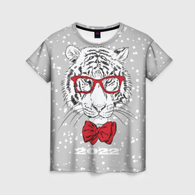 Женская футболка 3D с принтом Белый тигр с красным бантом в Петрозаводске, 100% полиэфир ( синтетическое хлопкоподобное полотно) | прямой крой, круглый вырез горловины, длина до линии бедер | 2022 | animal | fangs | merry christmas | new year | predator | red bow | severe grin | snow | white water tiger | winter | year of the tiger | белый водяной тигр | год тигра | зверь | зима | клыки | красный бант | новый год | очки | снег | суро
