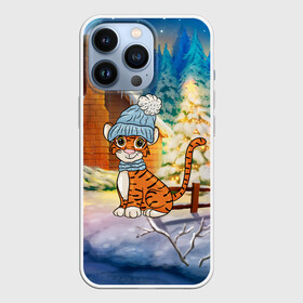 Чехол для iPhone 13 Pro с принтом Тигренок на фоне зимнего дома в Петрозаводске,  |  | 2022 | год тигра | новый год | новый год 2022 | символ года | тигр | тигренок | тигрица | тигры
