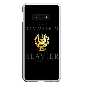 Чехол для Samsung S10E с принтом Rammstein XXI - Klavier в Петрозаводске, Силикон | Область печати: задняя сторона чехла, без боковых панелей | lindemann | rammstein | ramstein | till lindemann | альбом | кристоф шнайдер | лоренц | метал | немецкая | оливер ридель | пауль ландерс | раммштайн | рамштайн | рихард круспе | рок группа | тилль линдеманн